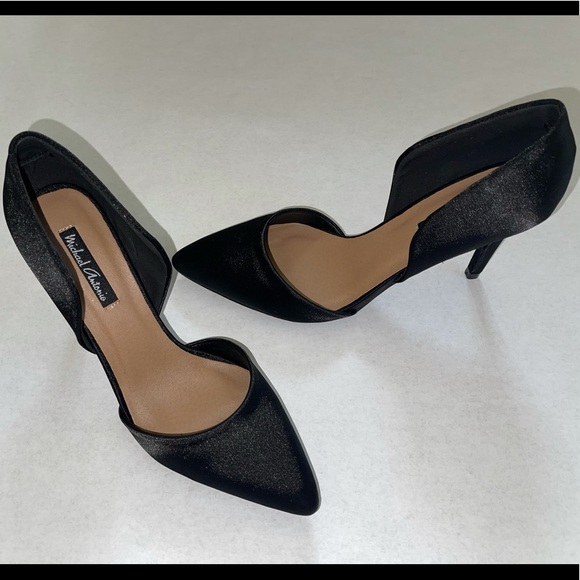 Pointed Toe Black Heels - Picture 2 of 2